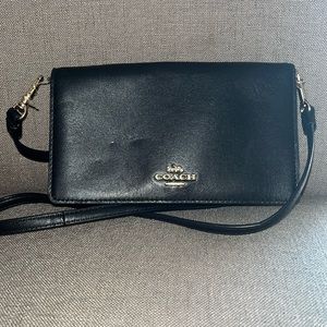 Coach crossbody purse.